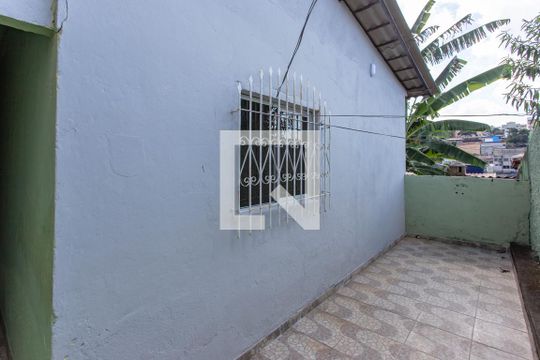 Área externa de casa à venda com 2 quartos, 101m² em Céu Azul, Belo Horizonte