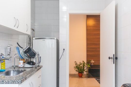 Cozinha de apartamento à venda com 2 quartos, 62m² em Buritis, Belo Horizonte