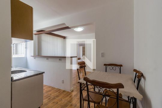 Cozinha  de apartamento para alugar com 3 quartos, 60m² em Praia Comprida, São José