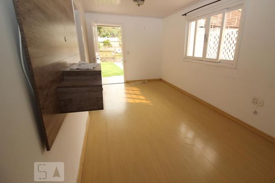 Sala de casa à venda com 2 quartos, 110m² em Jardim Itu-sabará, Porto Alegre