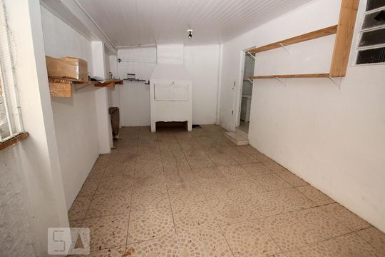 Garagem de casa à venda com 2 quartos, 110m² em Jardim Itu-sabará, Porto Alegre