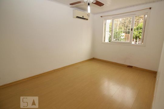 Quarto 1 de casa à venda com 2 quartos, 110m² em Jardim Itu-sabará, Porto Alegre