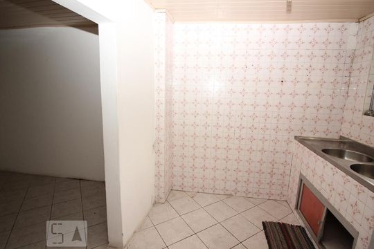 Cozinha de casa à venda com 2 quartos, 110m² em Jardim Itu-sabará, Porto Alegre