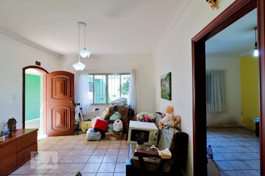 Sala de casa para alugar com 4 quartos, 267m² em Jardim Catanduva, São Paulo