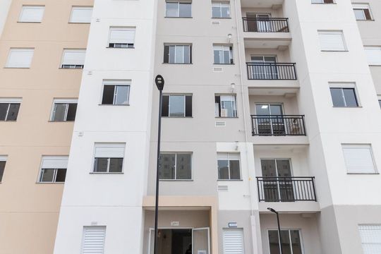 Fachada do bloco de apartamento à venda com 2 quartos, 50m² em Jardim Brasília (zona Leste), São Paulo