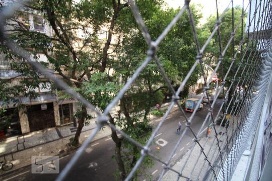Vista de apartamento à venda com 3 quartos, 156m² em Copacabana, Rio de Janeiro