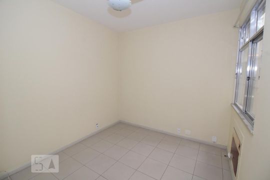 Quarto 1 de apartamento à venda com 3 quartos, 156m² em Copacabana, Rio de Janeiro
