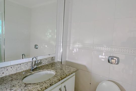 Banheiro da Suite de apartamento à venda com 2 quartos, 80m² em Vila Esperança, São Paulo