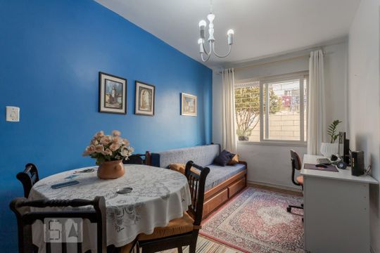 Sala de apartamento à venda com 1 quarto, 41m² em Vila Ipiranga, Porto Alegre