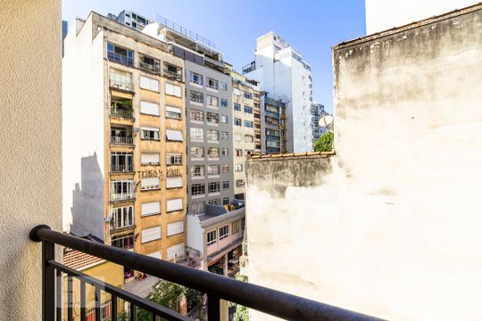 Sacada de apartamento à venda com 1 quarto, 28m² em República, São Paulo