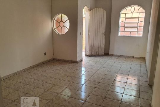 Sala de casa de condomínio para alugar com 2 quartos, 50m² em Vila Mariana, São Paulo