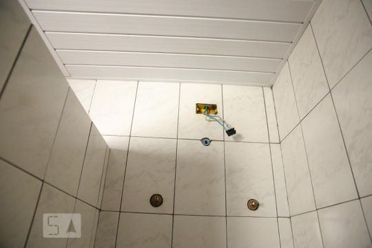Banheiro de casa para alugar com 1 quarto, 60m² em Vila Mariana, São Paulo