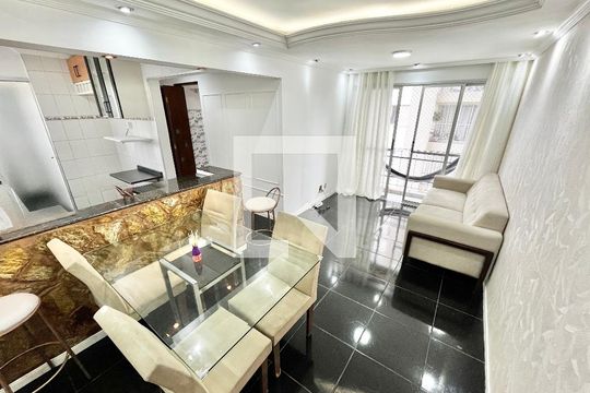 Sala de apartamento para alugar com 2 quartos, 50m² em Vila Dionisia, São Paulo