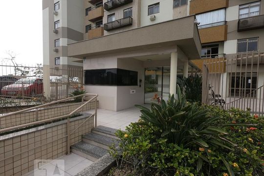 Entrada de apartamento para alugar com 2 quartos, 67m² em Jardim Atlântico, Florianópolis