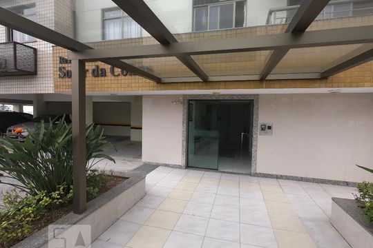 Entrada de apartamento para alugar com 2 quartos, 67m² em Jardim Atlântico, Florianópolis