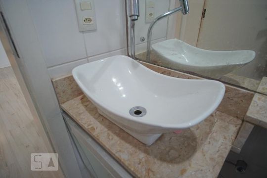 Banheiro de apartamento para alugar com 2 quartos, 58m² em Igara, Canoas