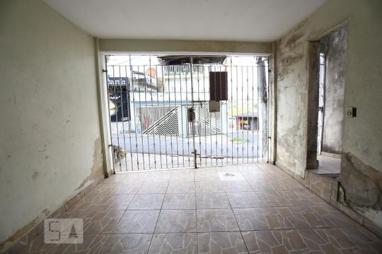 Garagem de casa à venda com 3 quartos, 125m² em Santo Antônio, Osasco