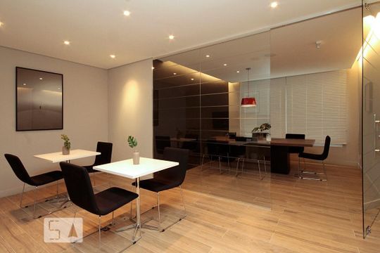 Home Office de kitnet/studio à venda com 1 quarto, 32m² em Centro, São Paulo