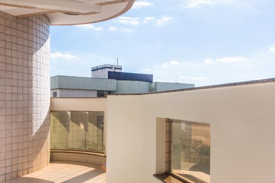 Varanda da sala 1 de apartamento à venda com 4 quartos, 496m² em Buritis, Belo Horizonte