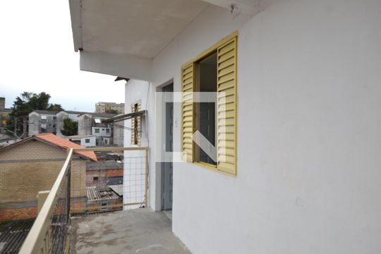 Entrada de apartamento para alugar com 2 quartos, 25m² em Cavalhada, Porto Alegre