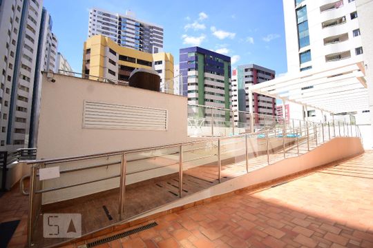 Área comum - Piscina de apartamento para alugar com 2 quartos, 60m² em Norte (águas Claras), Brasília