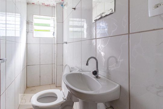 Banheiro de casa à venda com 1 quarto, 35m² em Bussocaba, Osasco