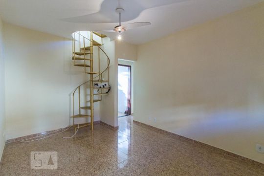 Casa de Condomínio à venda com 1 quarto, 120m² em Méier, Rio de Janeiro