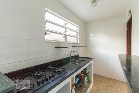 Cozinha de casa de condomínio à venda com 1 quarto, 120m² em Méier, Rio de Janeiro