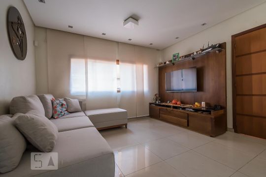 Sala de casa à venda com 3 quartos, 180m² em Chácara Monte Alegre, São Paulo