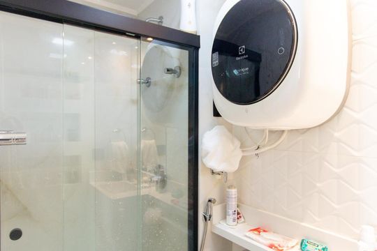 Banheiro de apartamento à venda com 1 quarto, 36m² em Vila Angelina, São Bernardo do Campo