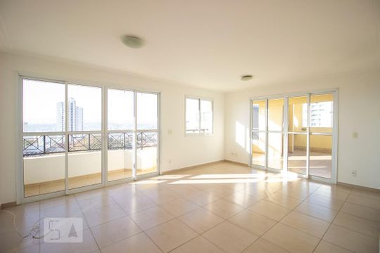 Apartamento para alugar com 4 quartos, 164m² em Anhangabaú, Jundiaí