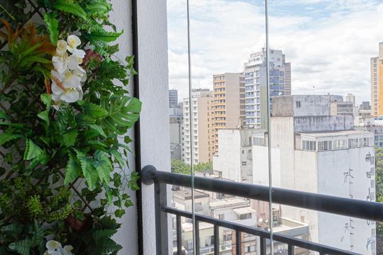 Varanda da Sala de kitnet/studio à venda com 1 quarto, 30m² em República, São Paulo