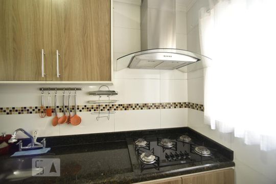 Cozinha americana de casa à venda com 7 quartos, 260m² em Vila Invernada, São Paulo