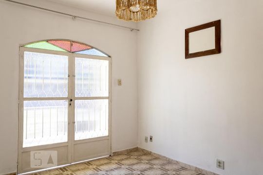 Sala de casa para alugar com 2 quartos, 110m² em Campo Grande, Rio de Janeiro