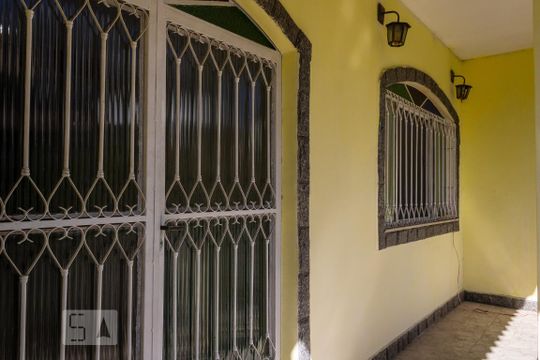 Varanda Sala de casa para alugar com 2 quartos, 110m² em Campo Grande, Rio de Janeiro
