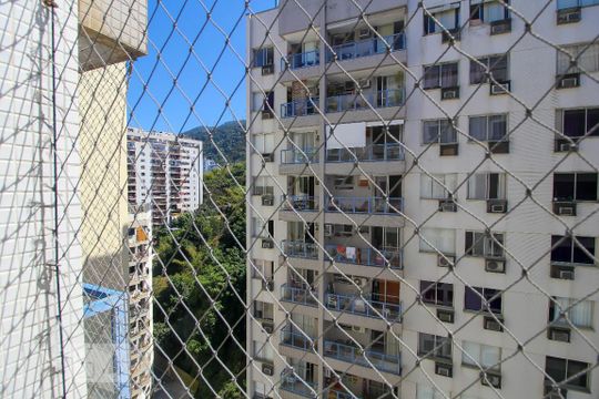 Vista do Quarto 1 de apartamento à venda com 2 quartos, 90m² em Humaitá, Rio de Janeiro