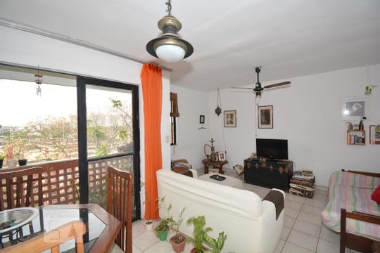 Apartamento à venda com 2 quartos, 61m² em Del Castilho, Rio de Janeiro