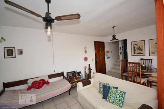 Sala de Estar de apartamento à venda com 2 quartos, 61m² em Del Castilho, Rio de Janeiro