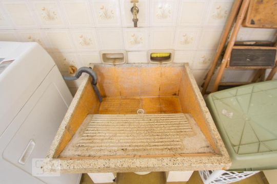 Detalhe Área de Serviço de casa à venda com 3 quartos, 110m² em Campo Belo, São Paulo