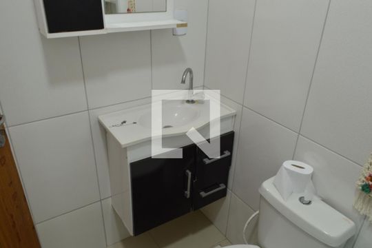 Banheiro da Suíte 1 de casa de condomínio à venda com 3 quartos, 200m² em Tanque, 