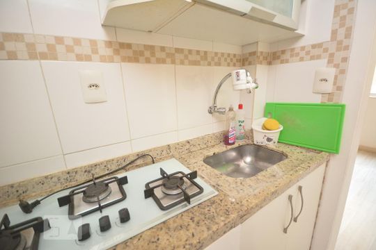 Cozinha de kitnet/studio à venda com 1 quarto, 30m² em Glória, Rio de Janeiro
