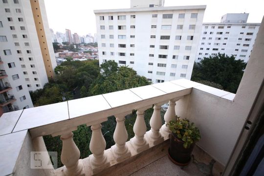 Sacada de apartamento à venda com 2 quartos, 86m² em Vila Congonhas, São Paulo