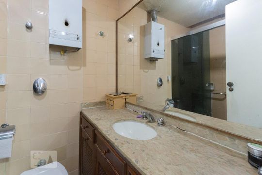 Banheiro de apartamento à venda com 3 quartos, 115m² em Vila Isabel, Rio de Janeiro