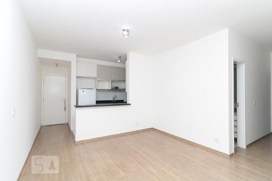 Sala de apartamento à venda com 3 quartos, 76m² em Presidente Altino, Osasco