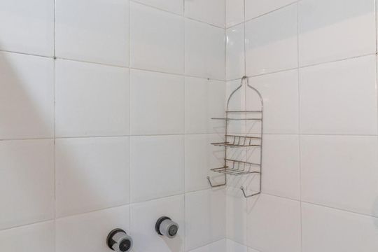Detalhe do Banheiro - Chuveiro de apartamento à venda com 2 quartos, 64m² em Copacabana, Rio de Janeiro