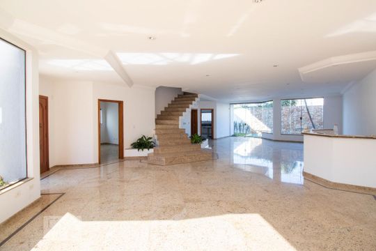 Casa à venda com 5 quartos, 534m² em Jardim da Gloria, São Paulo