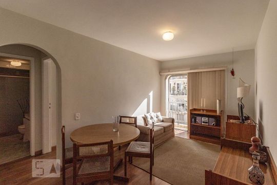 Sala de apartamento para alugar com 1 quarto, 50m² em Moema, São Paulo
