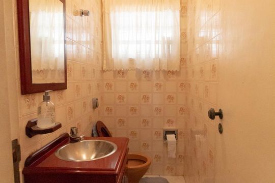 Lavabo de casa à venda com 3 quartos, 270m² em São João Climaco, São Paulo