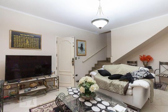 Sala de Estar de casa à venda com 3 quartos, 270m² em São João Climaco, São Paulo