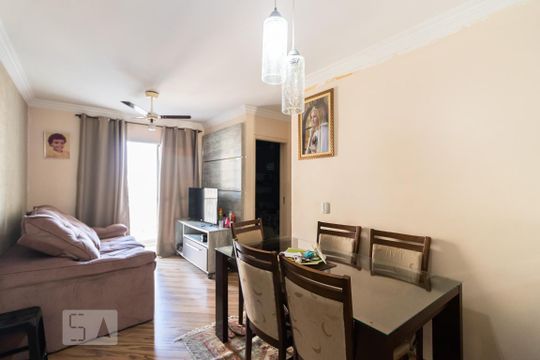 Apartamento à venda com 2 quartos, 57m² em Vila Pierina, São Paulo